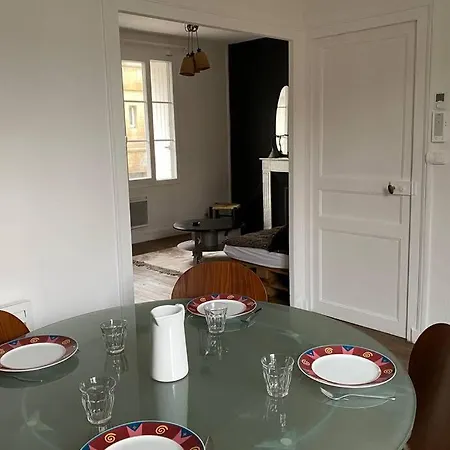 Le 8, Maison De Ville Pleine De Charme Apartament Niort